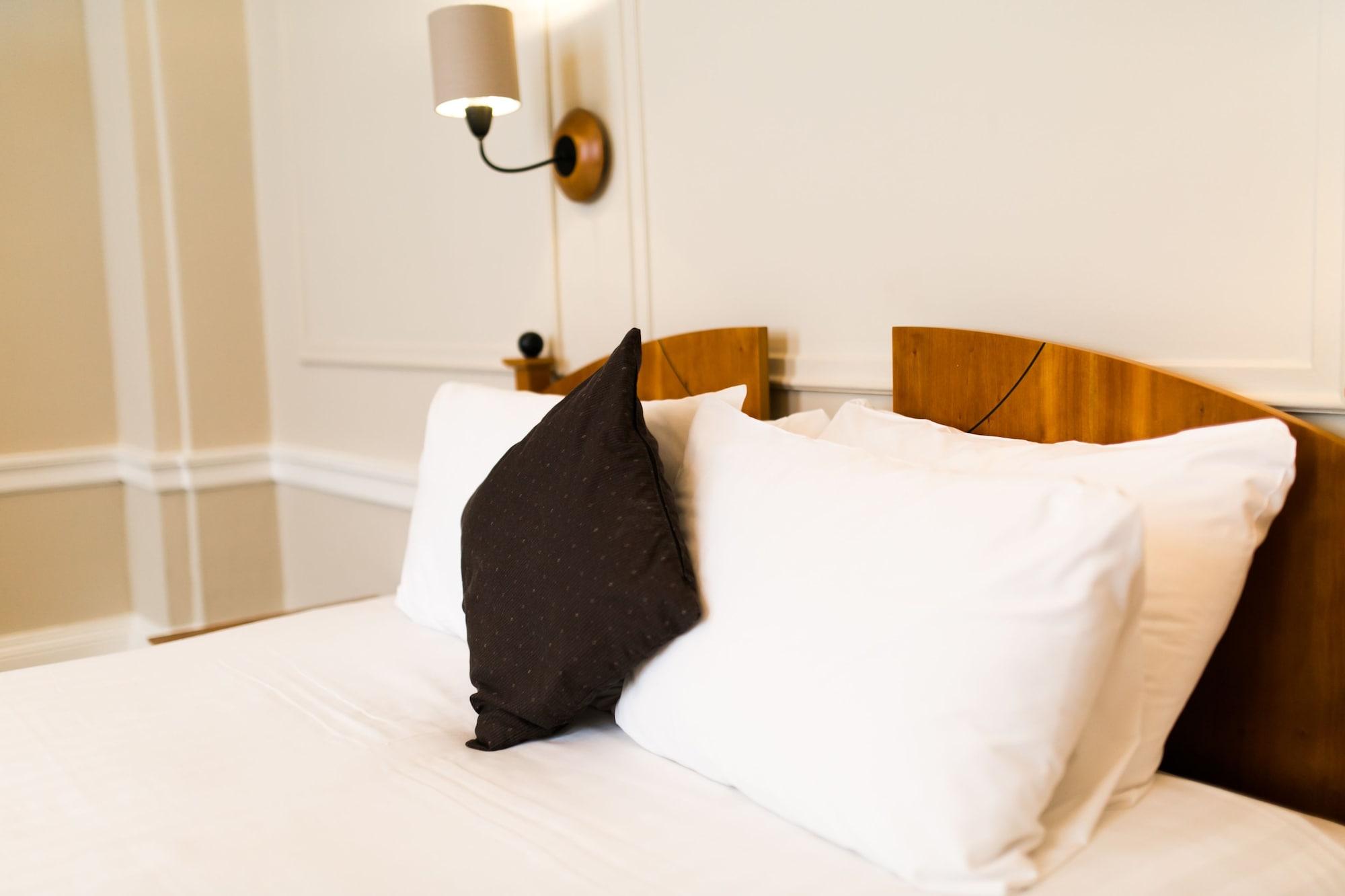 The Angel Hotel Cardiff Eksteriør billede