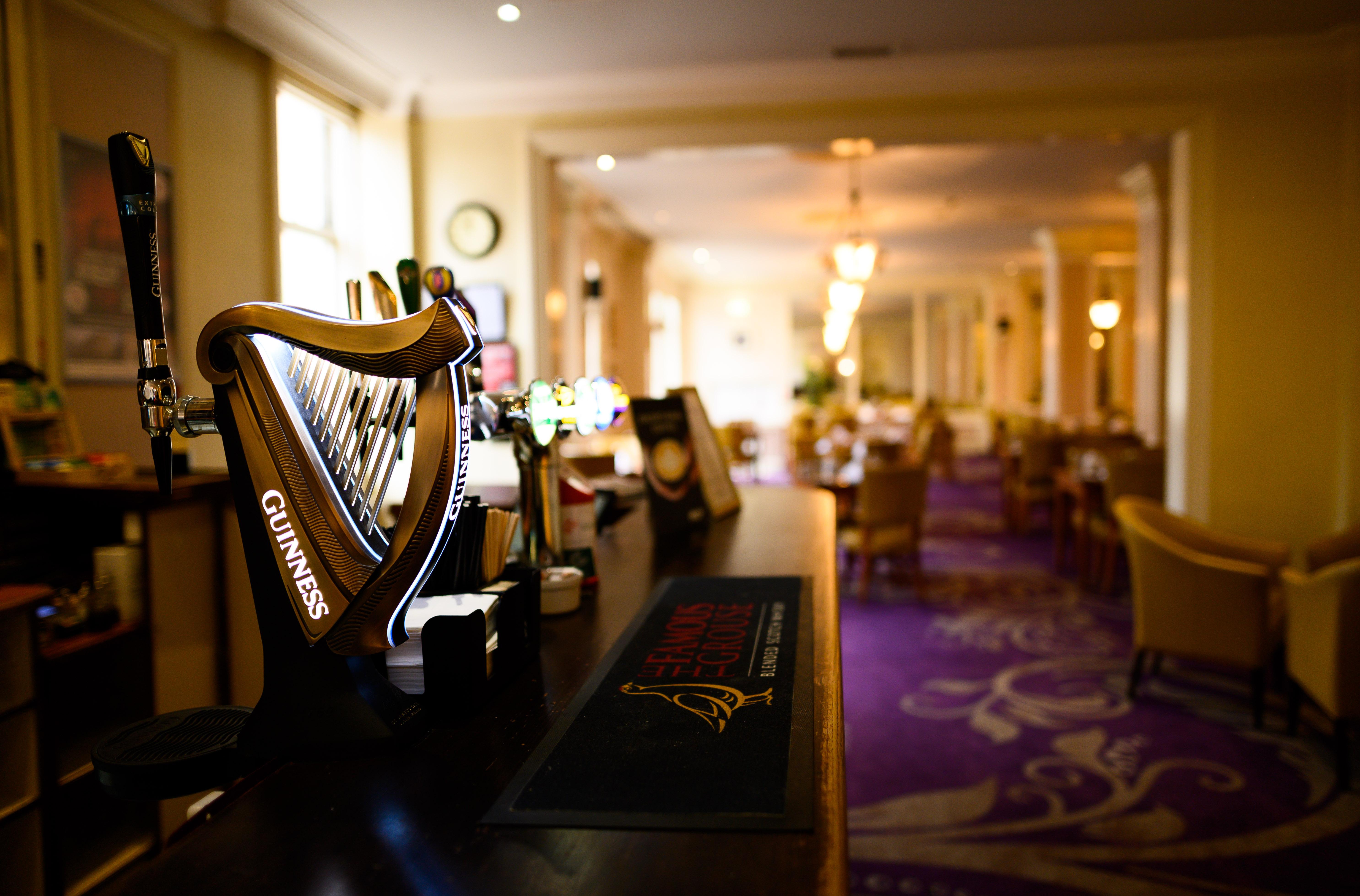 The Angel Hotel Cardiff Eksteriør billede